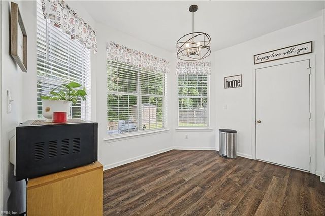 2016 Sunset Maple LN, Chesapeake, VA 23323