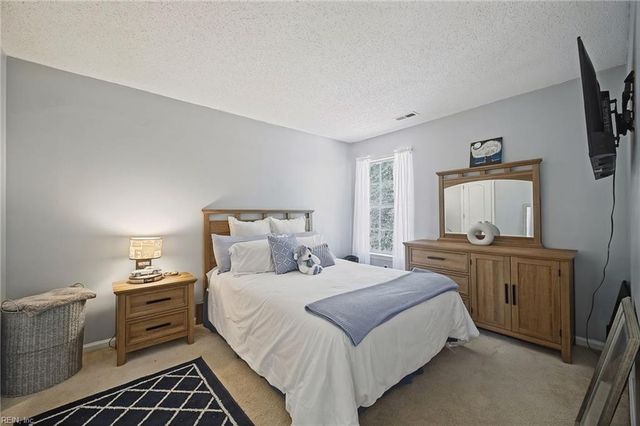 2016 Sunset Maple LN, Chesapeake, VA 23323