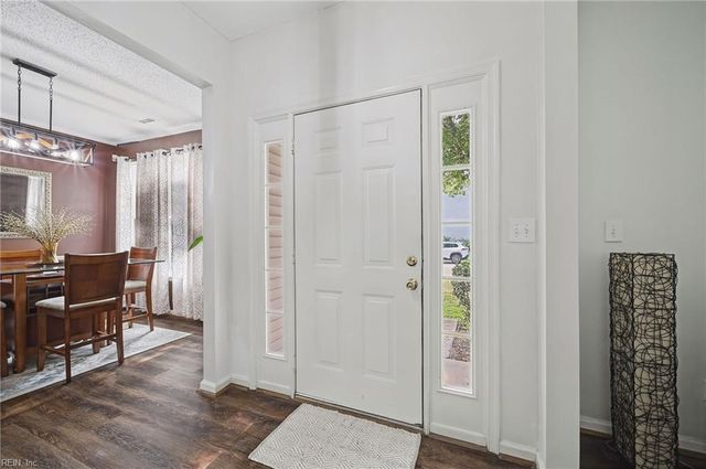 2016 Sunset Maple LN, Chesapeake, VA 23323