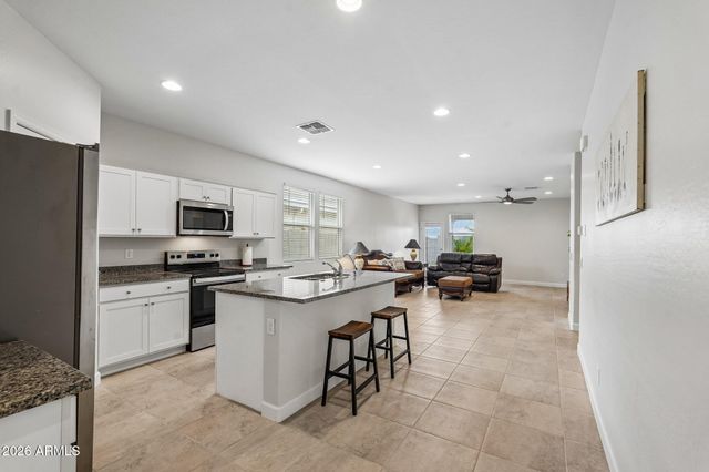 8259 W MANTLE Way, Florence, AZ 85132