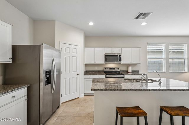 8259 W MANTLE Way, Florence, AZ 85132