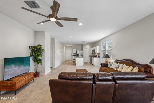 8259 W MANTLE Way, Florence, AZ 85132