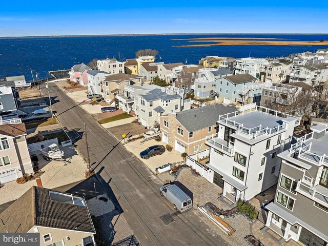 101 W 15TH ST, Long Beach Township, NJ 08008