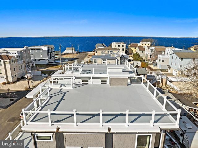 101 W 15TH ST, Long Beach Township, NJ 08008