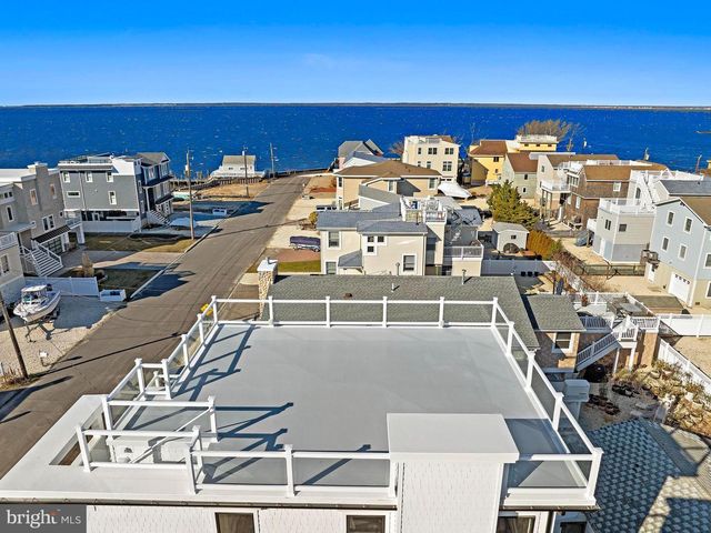 101 W 15TH ST, Long Beach Township, NJ 08008