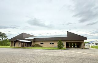 411 W Gaines St, Lawrenceburg, TN 38464