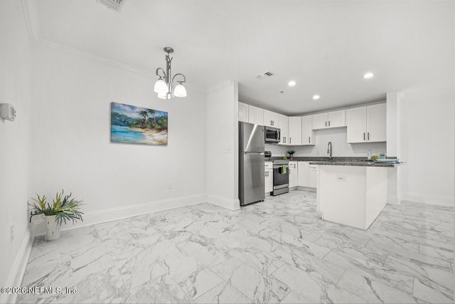 3591 KERNAN Boulevard S 806, Jacksonville, FL 32224