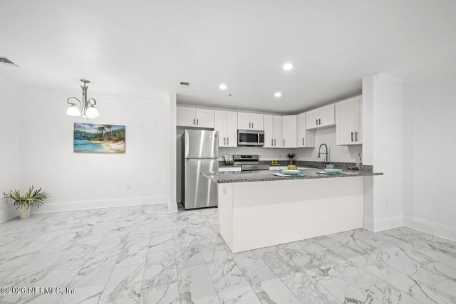 3591 KERNAN Boulevard S 806, Jacksonville, FL 32224