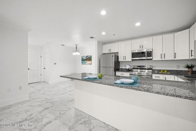 3591 KERNAN Boulevard S 806, Jacksonville, FL 32224