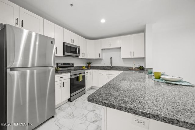 3591 KERNAN Boulevard S 806, Jacksonville, FL 32224