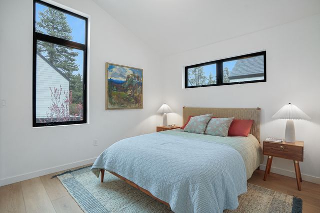 633 NE Marshall Avenue, Bend, OR 97701