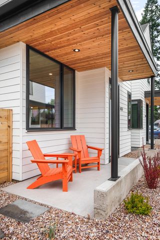 633 NE Marshall Avenue, Bend, OR 97701