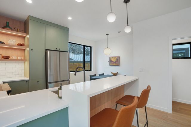 633 NE Marshall Avenue, Bend, OR 97701