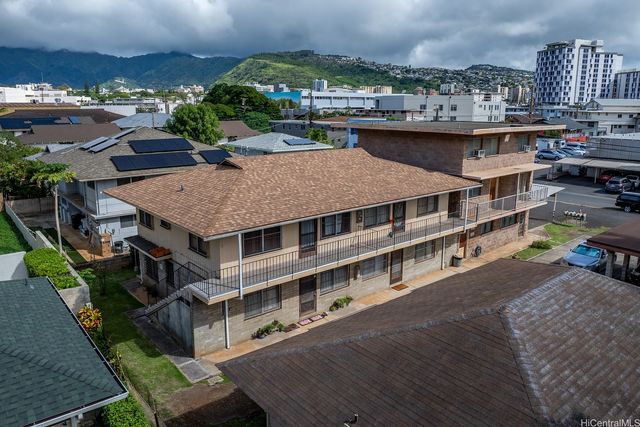 906 Hausten Street, Honolulu, HI 96826