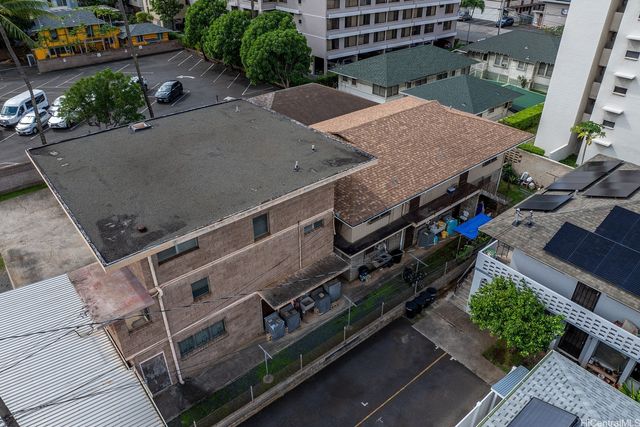 906 Hausten Street, Honolulu, HI 96826