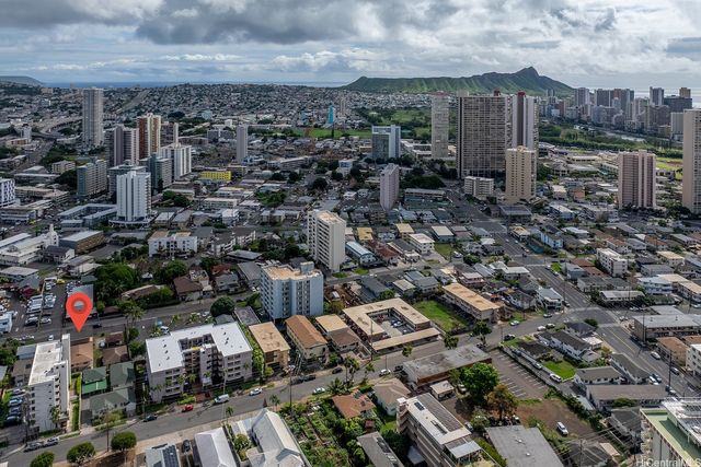 906 Hausten Street, Honolulu, HI 96826