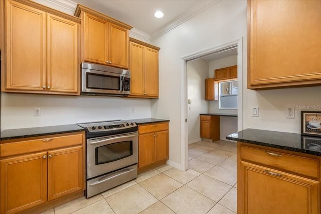 4 LAKE CHARLES PLACE, Palm Coast, FL 32137