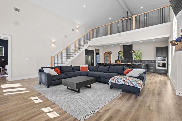 430 N Washburn Road, Bells, TX 75414