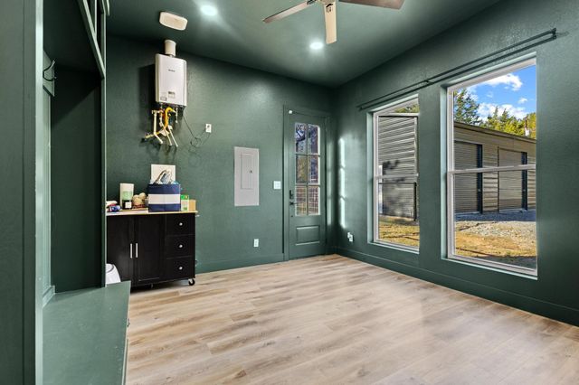 430 N Washburn Road, Bells, TX 75414