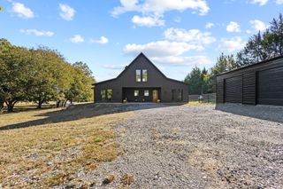 430 N Washburn Road, Bells, TX 75414