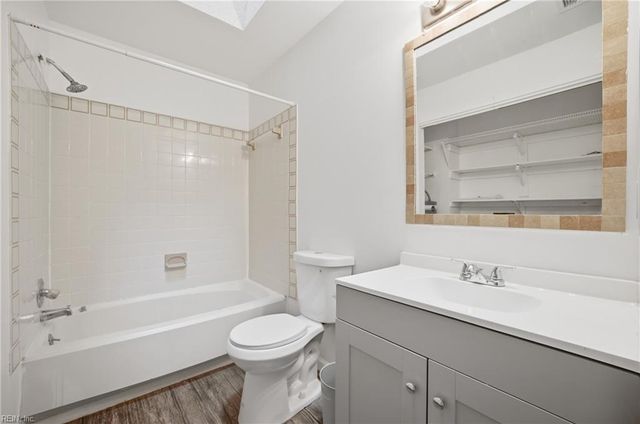 807 Tenure LN, Virginia Beach, VA 23462