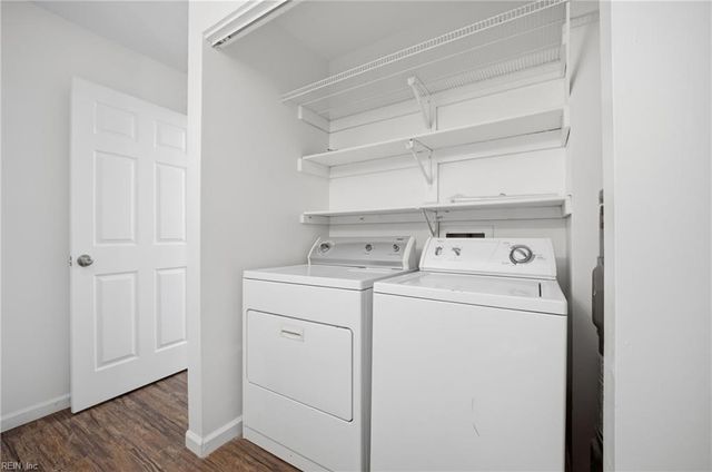 807 Tenure LN, Virginia Beach, VA 23462