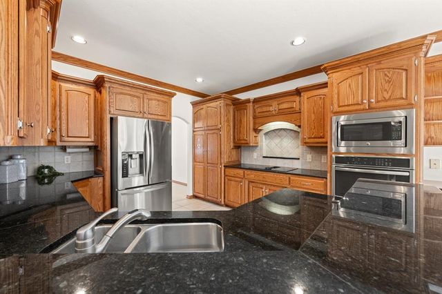 4617 Clipper Crossing, Edmond, OK 73013