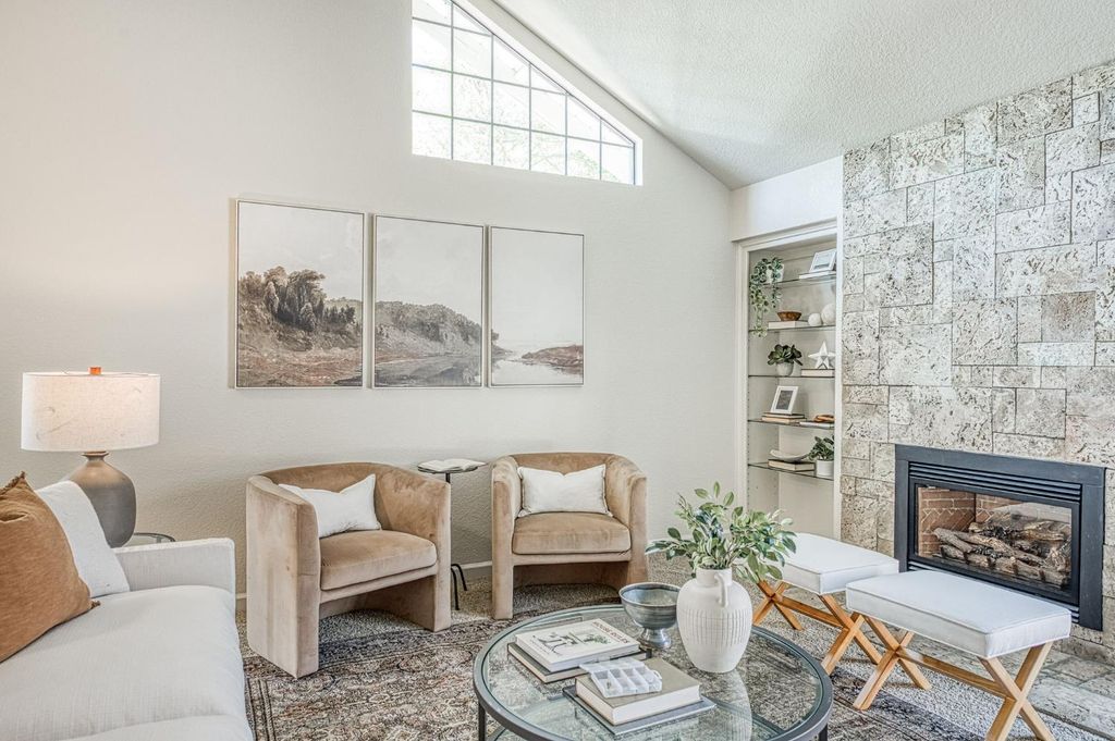 Image 20 of property listing at 1229 Bullard, Fresno, CA 93711