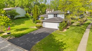 405 N Glengarry Drive, Geneva, IL 60134