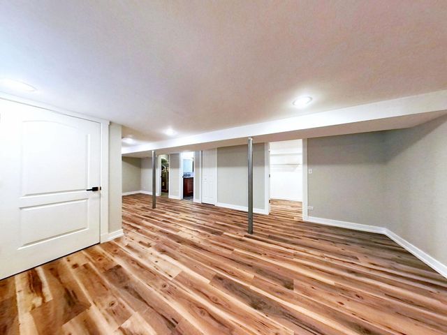 8039 S Campbell Avenue, Chicago, IL 60652