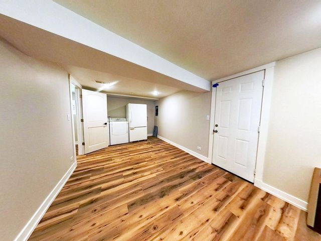 8039 S Campbell Avenue, Chicago, IL 60652