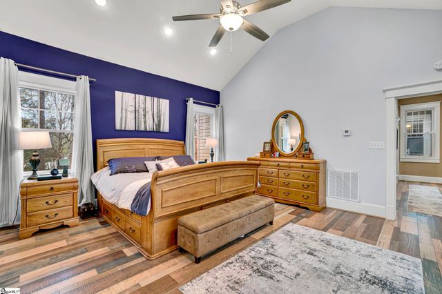 203 S Adair Street, Clinton, SC 29325