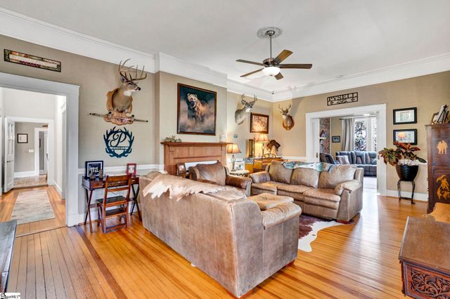 203 S Adair Street, Clinton, SC 29325