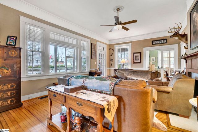 203 S Adair Street, Clinton, SC 29325