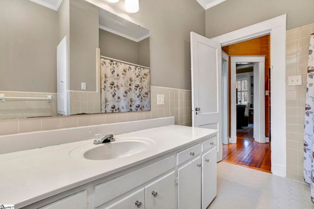 203 S Adair Street, Clinton, SC 29325