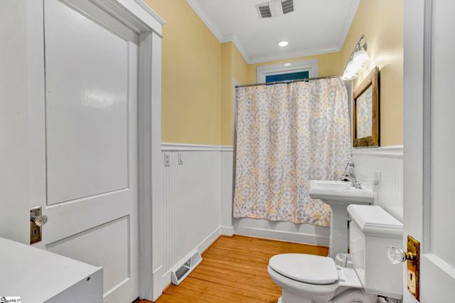 203 S Adair Street, Clinton, SC 29325