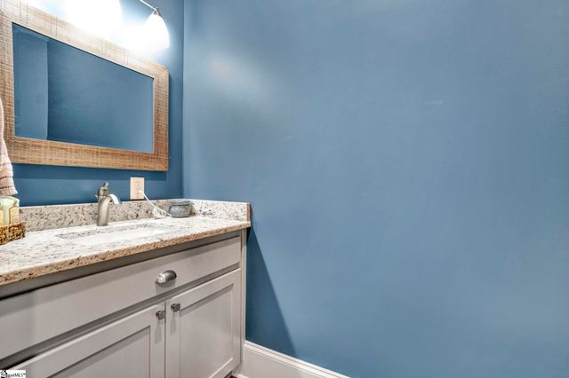 203 S Adair Street, Clinton, SC 29325