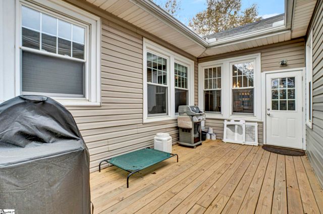 203 S Adair Street, Clinton, SC 29325