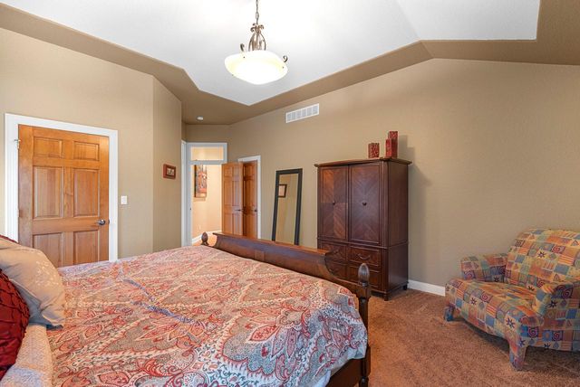 1526 Pine Cone TRAIL, Port Washington, WI 53074