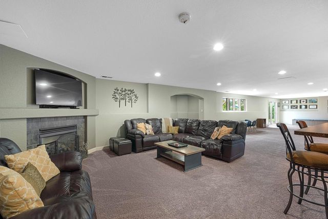 1526 Pine Cone TRAIL, Port Washington, WI 53074