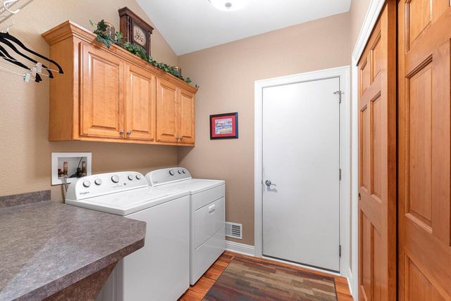 1526 Pine Cone TRAIL, Port Washington, WI 53074