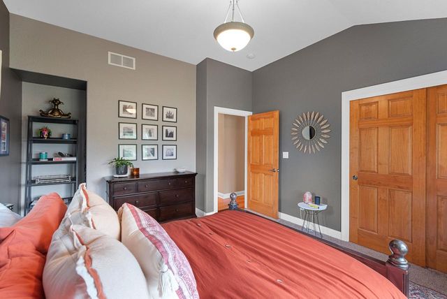 1526 Pine Cone TRAIL, Port Washington, WI 53074