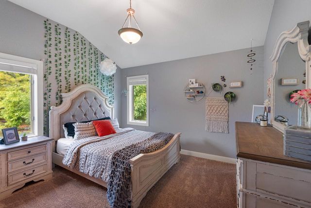 1526 Pine Cone TRAIL, Port Washington, WI 53074