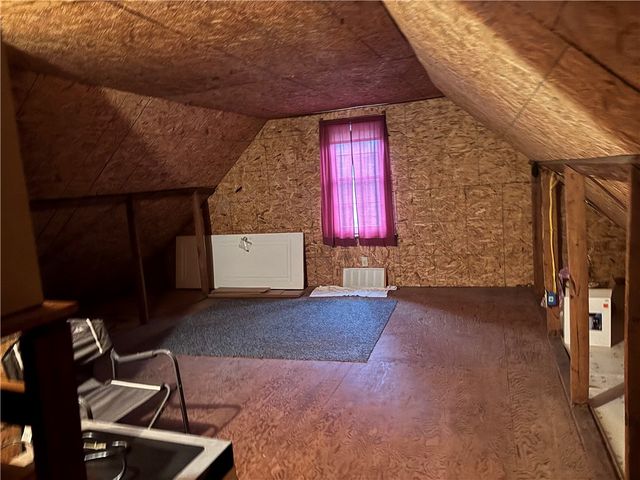 9 Woodlawn Ave, South Union Twp, PA 15401