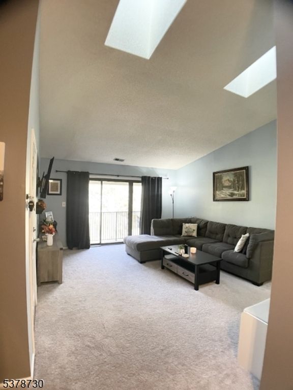 63 Taylor Dr 63, Franklin Twp., NJ 08823