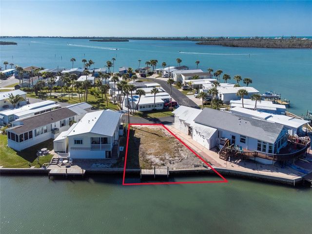 7500 PARK POINTE DRIVE 42, Englewood, FL 34224