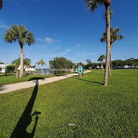 7500 PARK POINTE DRIVE 42, Englewood, FL 34224