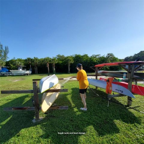 7500 PARK POINTE DRIVE 42, Englewood, FL 34224