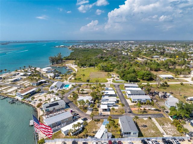 7500 PARK POINTE DRIVE 42, Englewood, FL 34224