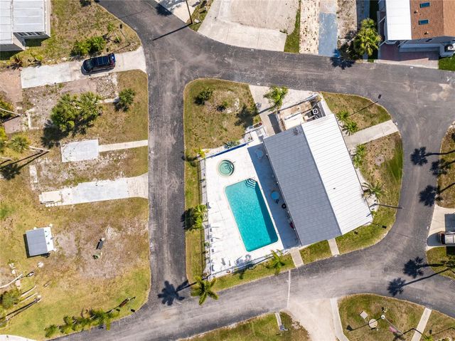 7500 PARK POINTE DRIVE 42, Englewood, FL 34224